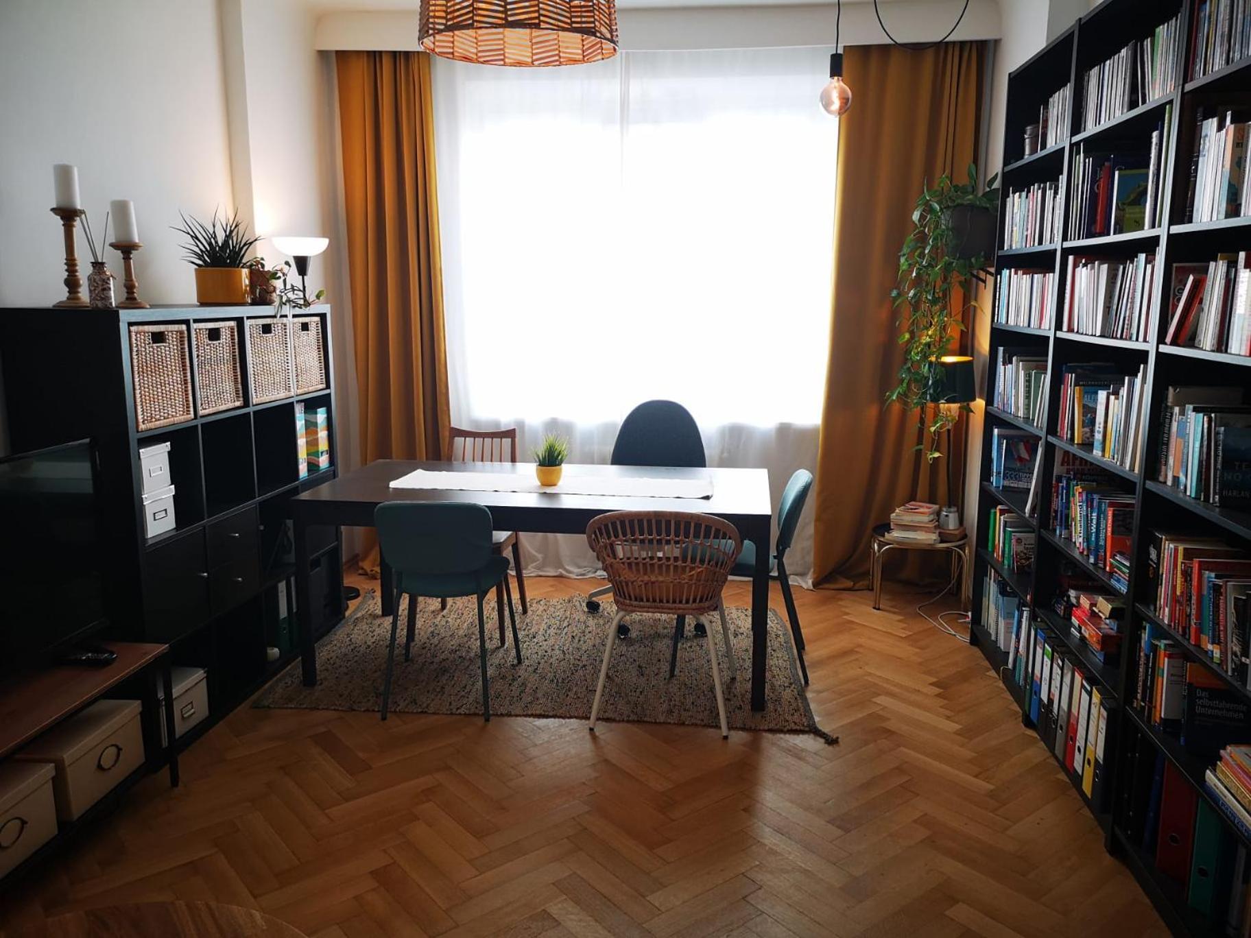 Lovely In Historic Center Apartamento Viena